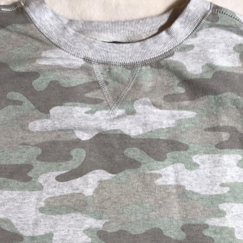 Eddie Bauer Camouflage Sweatshirt - Picture 4 of 8